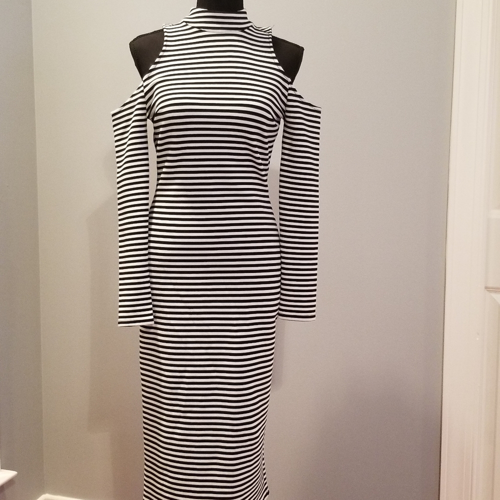 Xoxo Cold Shoulder Dress